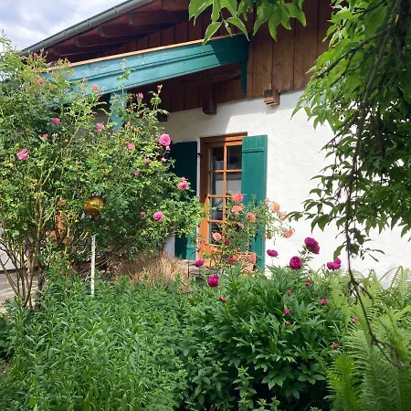 Holiday home Lois & Lisl *