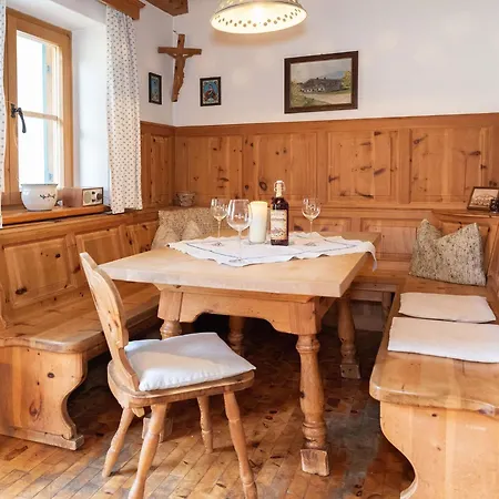 Lois & Lisl Schleching