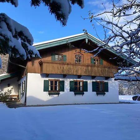 Lois & Lisl Holiday home *